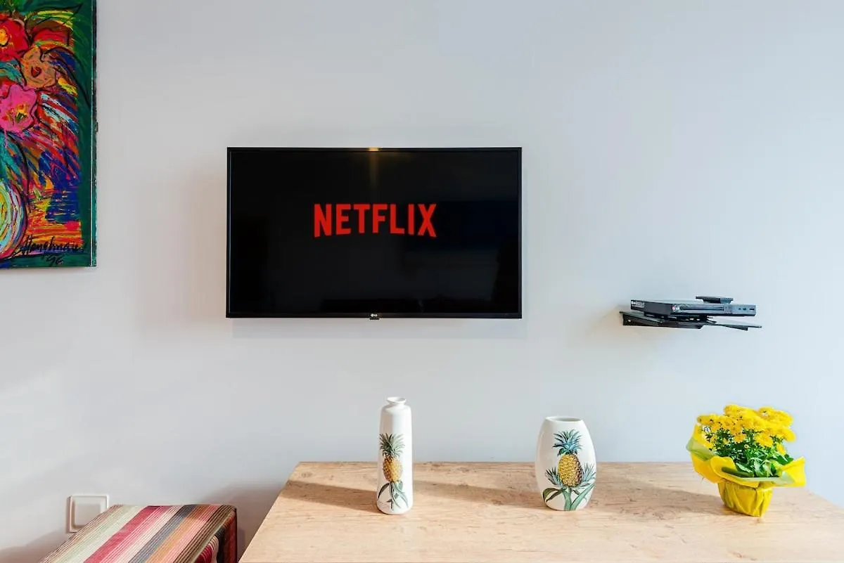 Apartamento 700Mb 60Mts Vista Linda Garagem Smarttvs São Paulo